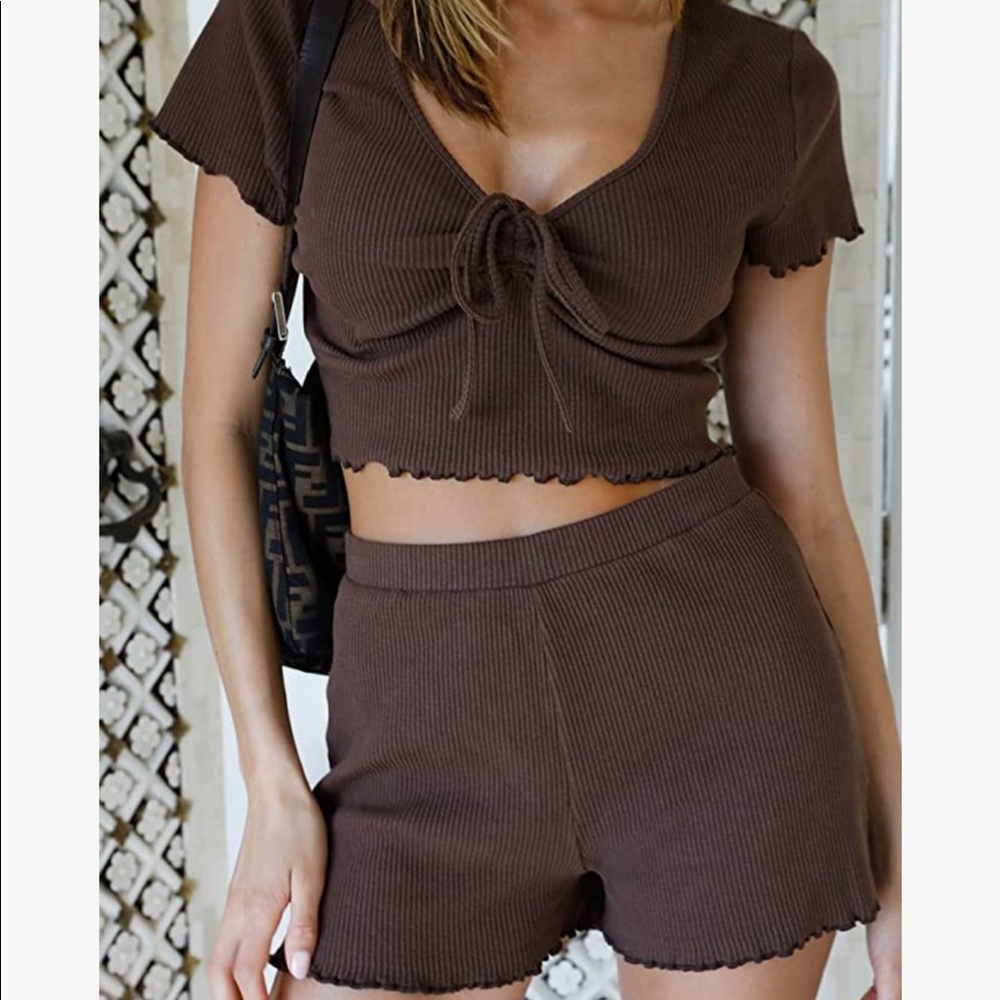 Ribbed Brown Set - image 2